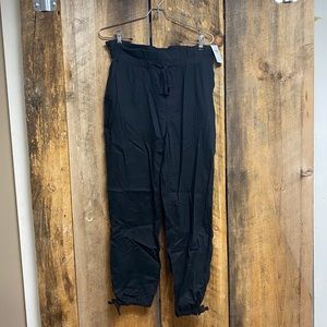 Black Hollister tight ankled dress pants